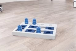 Trixie Jeu De Stratégie Pour Chien Chess -Chien Scroquette 3c877c04fc869be6d4c258dac799ddb11c9ff3d8e8278ec310c3d65f7e5b13ea